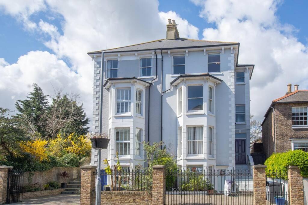 Stunning Large Victorian Maisonette With Sea View Deal Εξωτερικό φωτογραφία